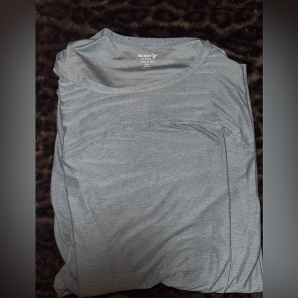 Old Navy Tops - Old Navy Active Wear Light Gray Long Sleeve Crew Shirt